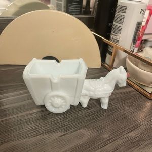 Milk glass ashtray donkey